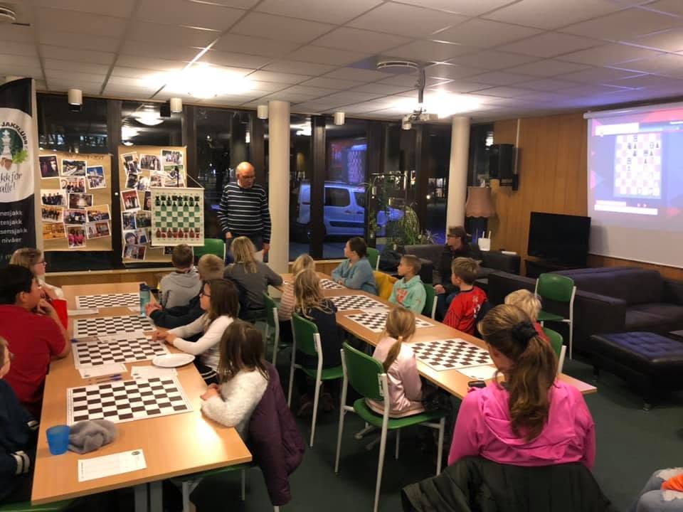 Children's Chess at Eiker Sjakklubb